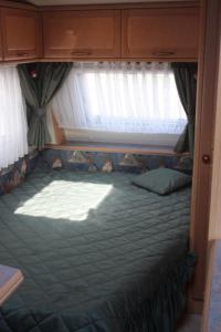 HOBBY 440 SFE трейлер, большая кровать