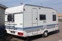 HOBBY 440 SFE трейлер, задняя и правая сторона