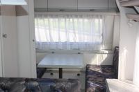 HOBBY 500 внутри трейлера - стол, кресла HOBBY 500 внутри трейлера - стол, кресла