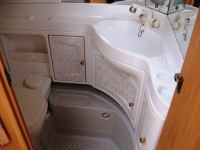 автодом hobby 650 kfu умывалник