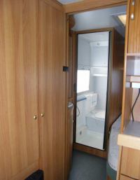 Knaus Eurostar 495, шкаф Knaus Eurostar 495, шкаф