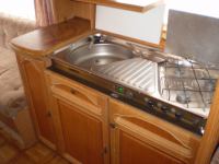 трейлер tabbert 630 мойка и газовая плита